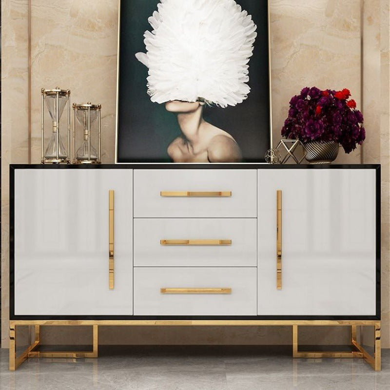 Credenza con counterne in vetro in legno ingegnerizzato a 3 cassetti per la sala da pranzo