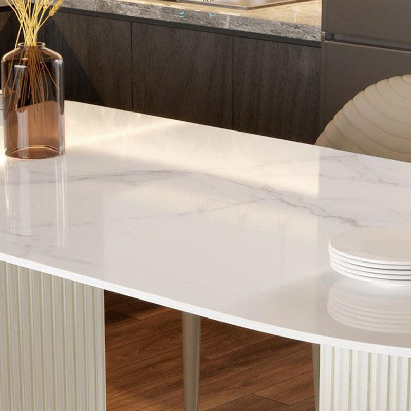 Tavolo in pietra sinterizzato a forma libera per tavolo di lusso del ristorante con doppio piedistallo