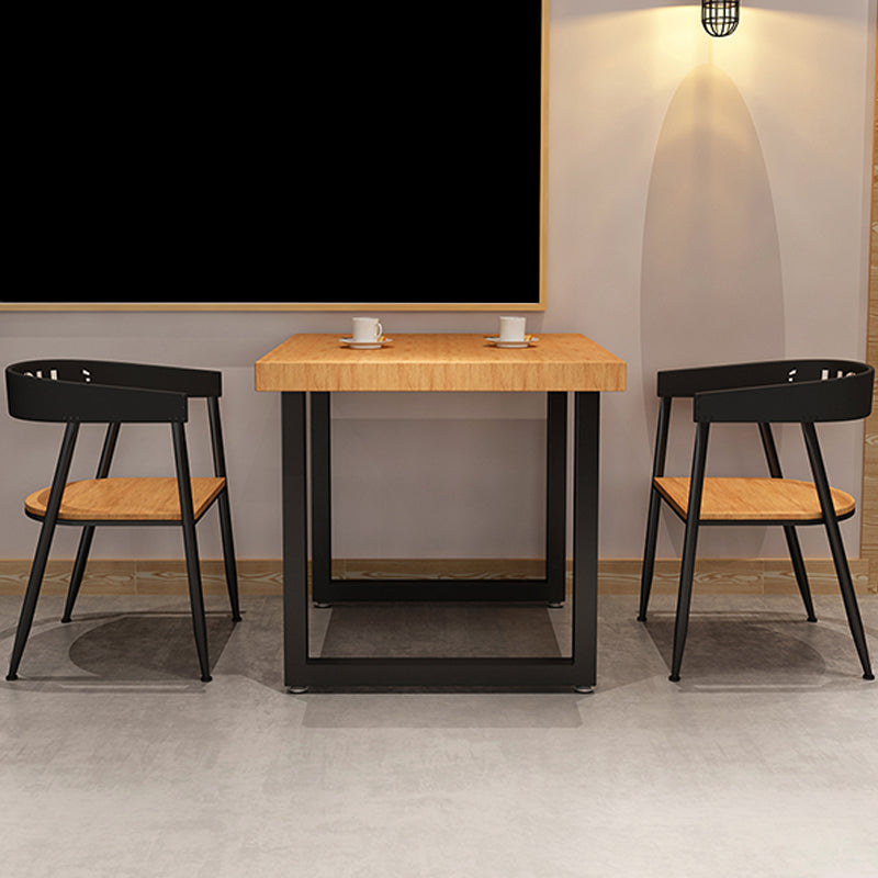 Tavolo da pranzo in legno quadrato tavolo da pranzo a base di slitta industriale