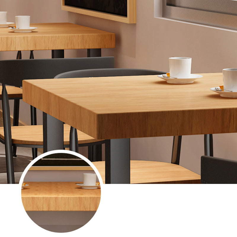 Tavolo da pranzo in legno quadrato tavolo da pranzo a base di slitta industriale