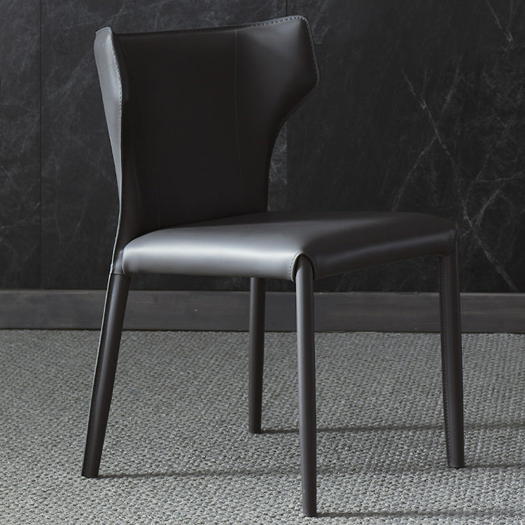デザイナースタイルのホテルウィングバックチェアレザーマット仕上げダイニングチェア