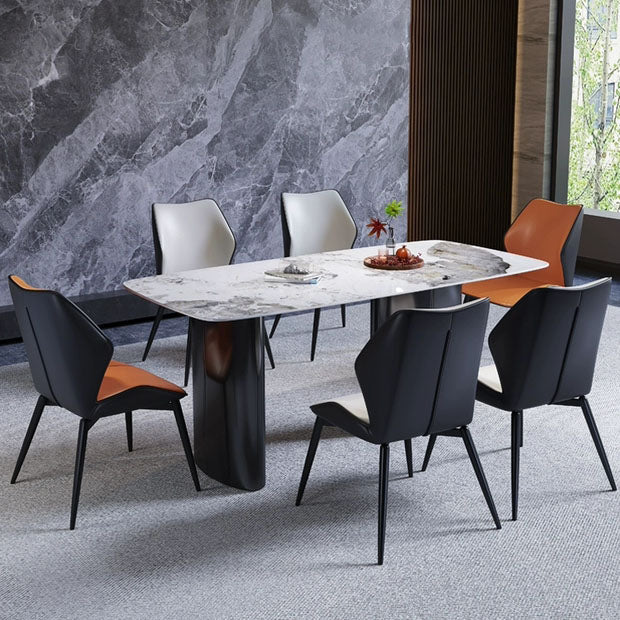 モダンなコーヒーショップウィングバックチェアレザーマット仕上げダイニングチェア