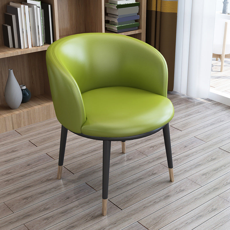 Armini in stile moderno includeva poltrona accento in legno in finto