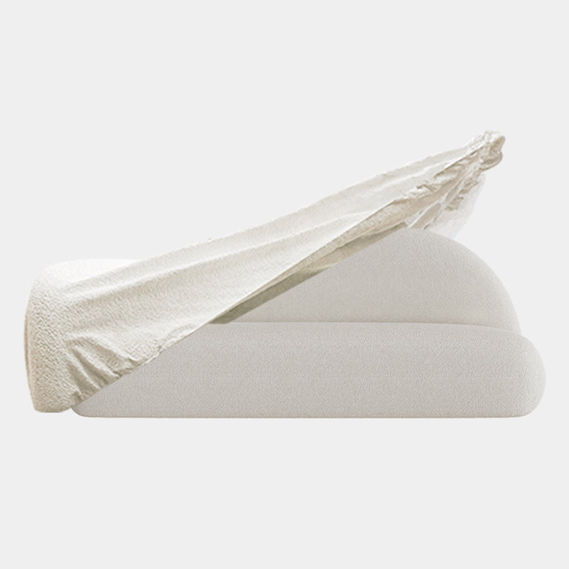 Sofá sofá sofá de lana curva en blanco para sala de estar, apartamento