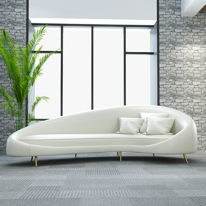 Moderne faux leer gebogen bank met hellende armen voor woonkamer