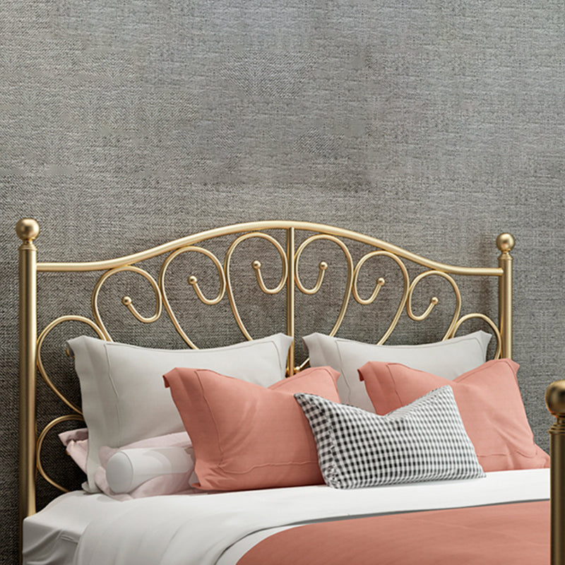 Letto glam a quattro poster glam, frame aperto di camelback con gambe metalliche
