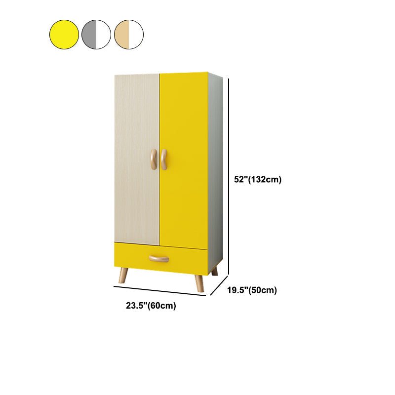 Moderne scharnierende deurgarderobe voor slaapkamer matte afwerking Kast met houten benen
