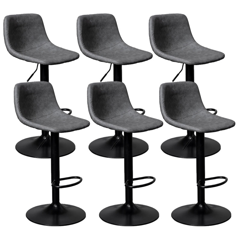 Skandinavischer Metallhocker Kunstleder gepolsterte Thekenhocker im matten Finish für Innenräume