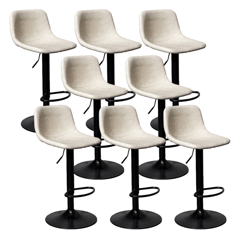 Skandinavischer Metallhocker Kunstleder gepolsterte Thekenhocker im matten Finish für Innenräume