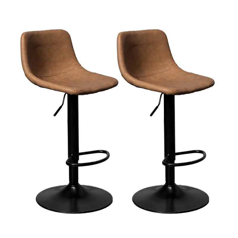 Skandinavischer Metallhocker Kunstleder gepolsterte Thekenhocker im matten Finish für Innenräume