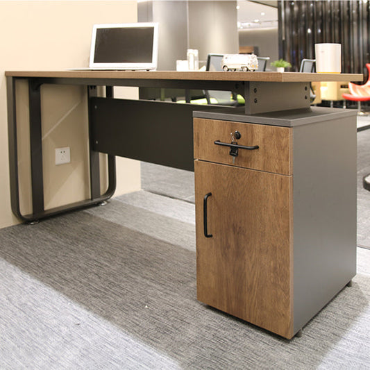 Escritorio de oficina de estilo industrial rectangular escritorio de acero y madera con gestión de cables