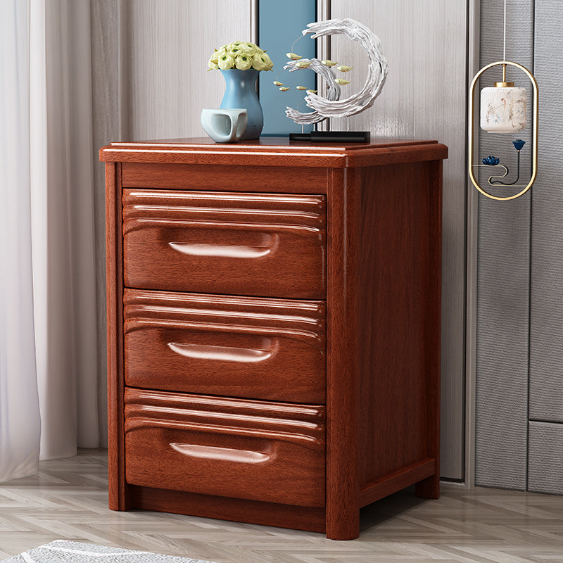 Moderno comodino in legno massiccio 3-Drawer da 26 pollici Halnut Night Tavolo in marrone