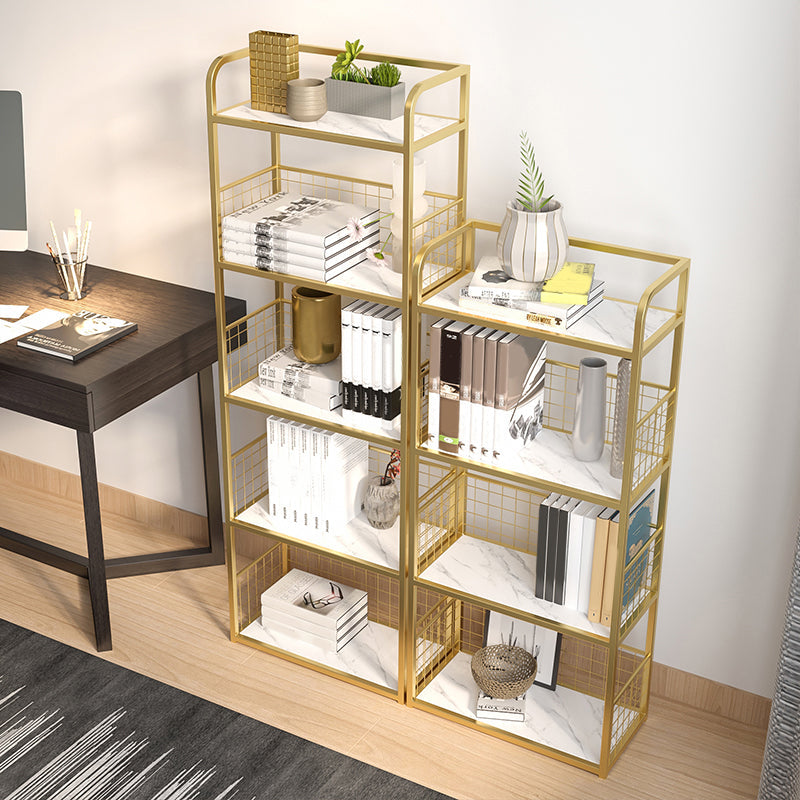 スカンジナビアの長方形の標準本棚を開いてください