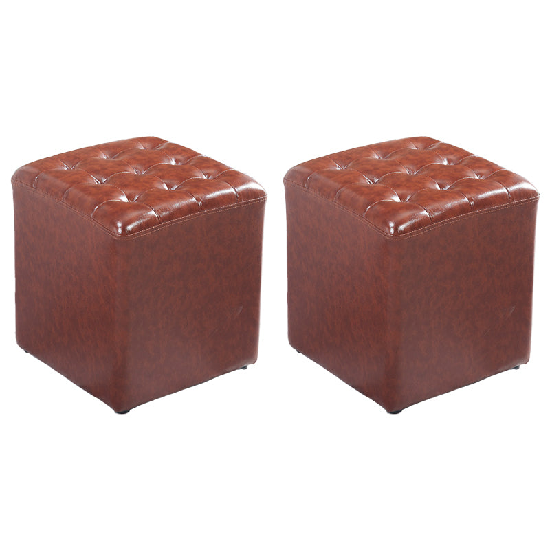 Pouf in pelle giallo quadrata resistente alla macchia contemporanea