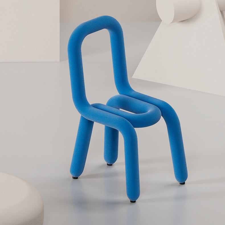 デザイナースタイルベルベットカーブドチェアオープンバックマット仕上げダイニングチェア