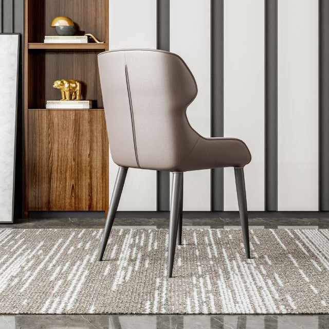 コンテンポラリーダイニングチェアマット仕上げレザーカーブドパーソンズアームチェア