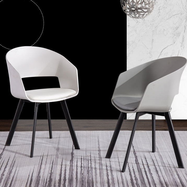 現代的なダイニングアームチェアマット仕上げプラスチックオープンバックチェア