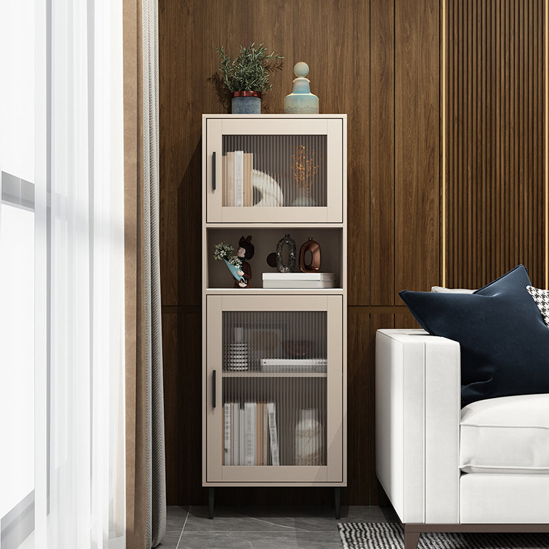 Moderne houten opbergkast met 2 opbergplank en glas in paniek