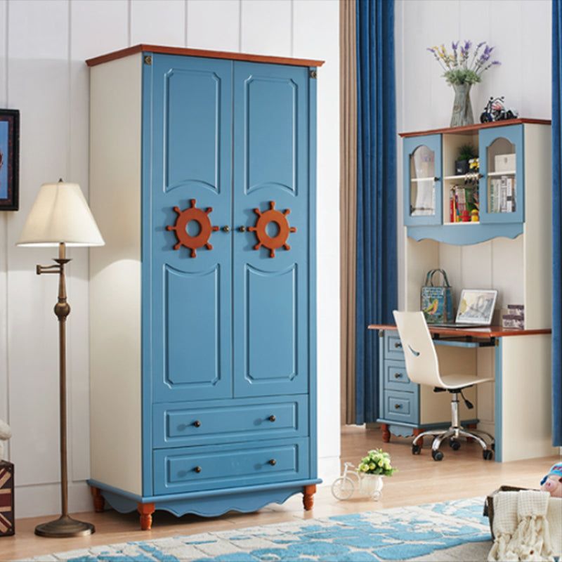Coastal gemanipuleerde houten armoire voor slaapkamer matte afwerking kast met scharnierende deur