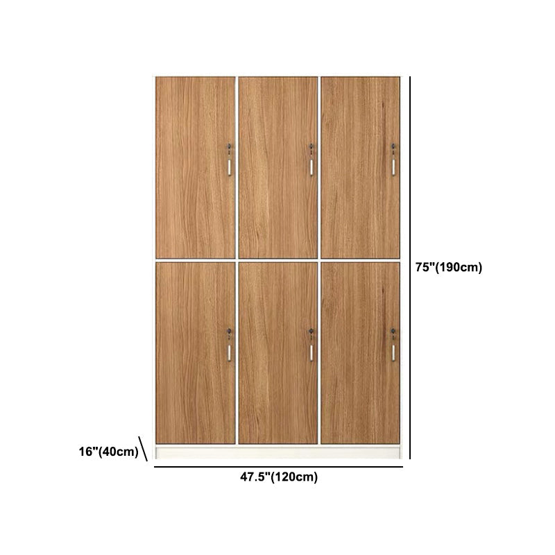 Natuurlijke afwerking binnenkast eigentijdse opbergkast met scharnierende deur