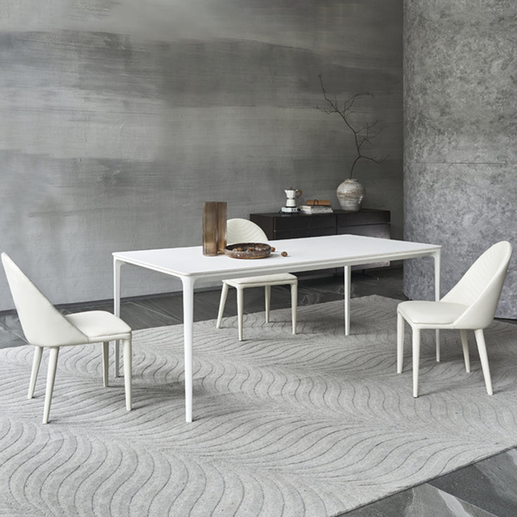 Table à manger blanche de style moderne