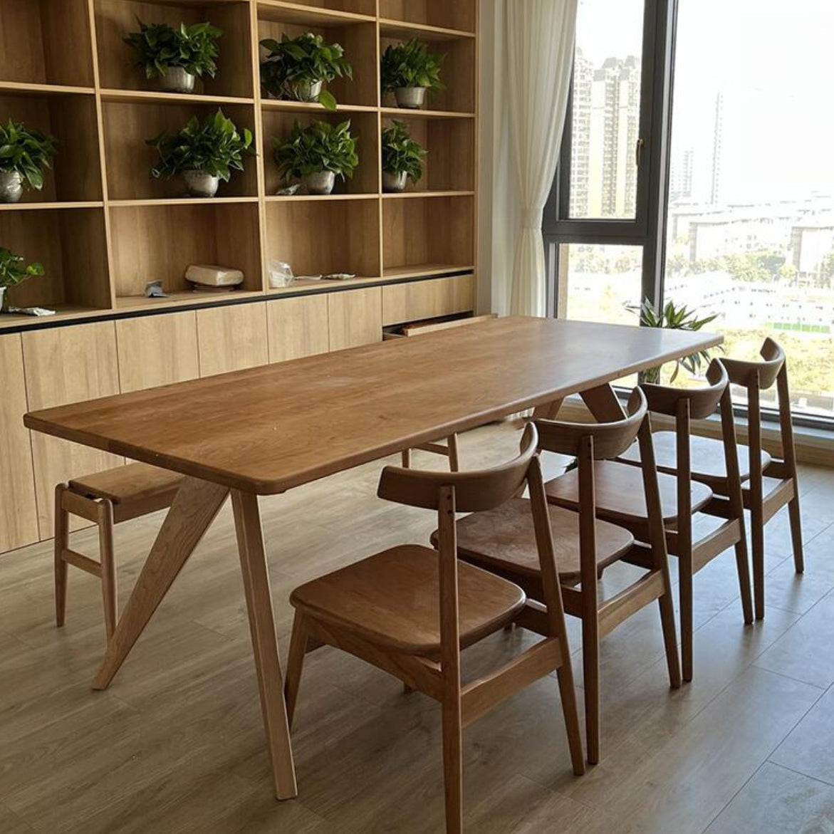 モダンなスタイルのダイニングテーブルホーム用のソリッドウッド長方形のテーブル