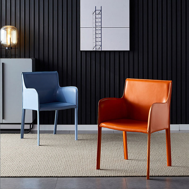 現代的なレザーダイニングルームチェアメタルダイニングアームチェアレストランで使用する