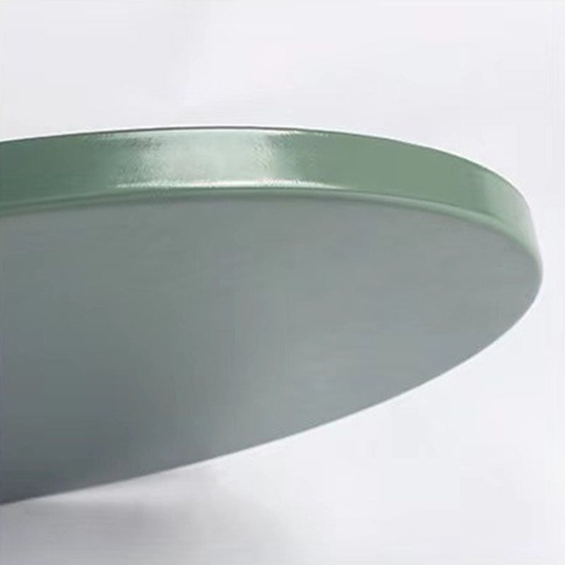 Mesa superior de la bandeja redonda de metal de mediados de siglo Mesa a la altura de las patas cruzadas de 20.5 pulgadas