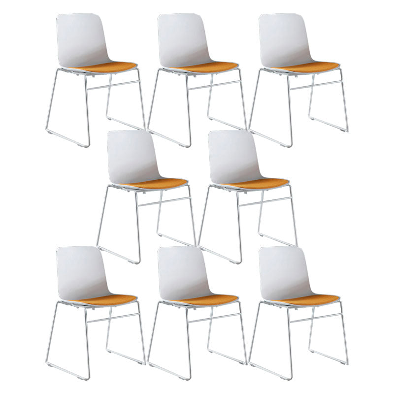 Eigentijdse bureaustoel geen pijnlijke armloze conferentiestoel