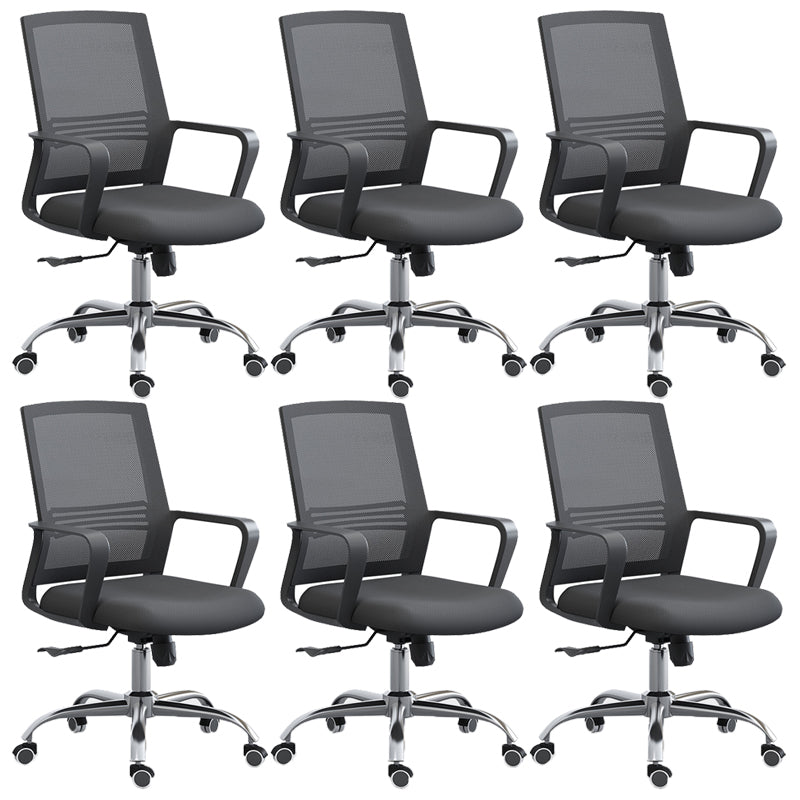 Chaise pivotante de tissu contemporain haut dossier avec chaise de bras en noir