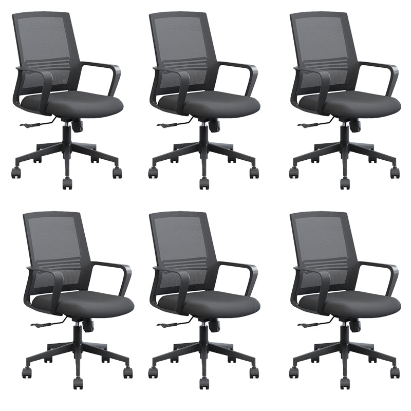 Chaise pivotante de tissu contemporain haut dossier avec chaise de bras en noir