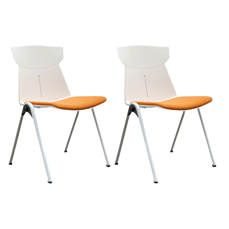 緑/オレンジの現代的なオフィスチェアミッドバックアームレス布張り椅子