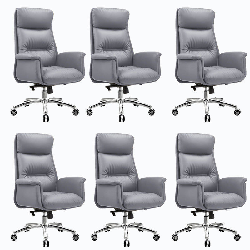 Chaise de bureau en cuir de base en acier haute chaise de bureau rembourrée avec roues