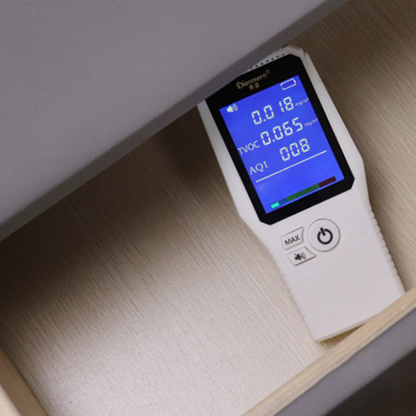 Tavolo da comodino a cornice in legno massiccio 20 "H 2-Drawer comodino con 4 gambe