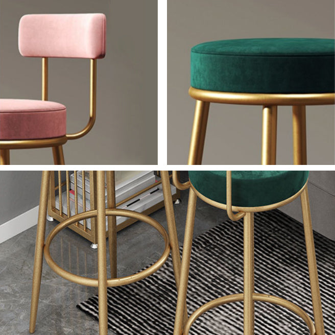 Tabouret de comptoir de dos de dos de dos glamour sans arme avec coussin et pédale pour le caissier