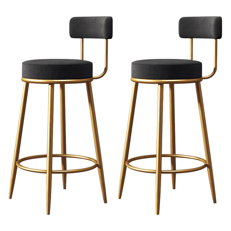 Tabouret de comptoir de dos de dos de dos glamour sans arme avec coussin et pédale pour le caissier