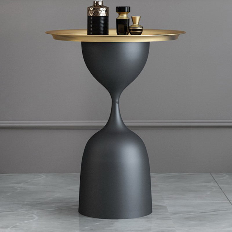 Round Pedestal Base Design Metal Table Medieval Modern Style Side Table 19.7"L x 19.7"W x 26.8"H Black 1 Clearhalo 'Coffee & Accent Tables' 'End & Side Tables' 'end_side_tables' 'furn' 'furn_end_side_tables' 'Furniture' 'Living Room Furniture' 5702778