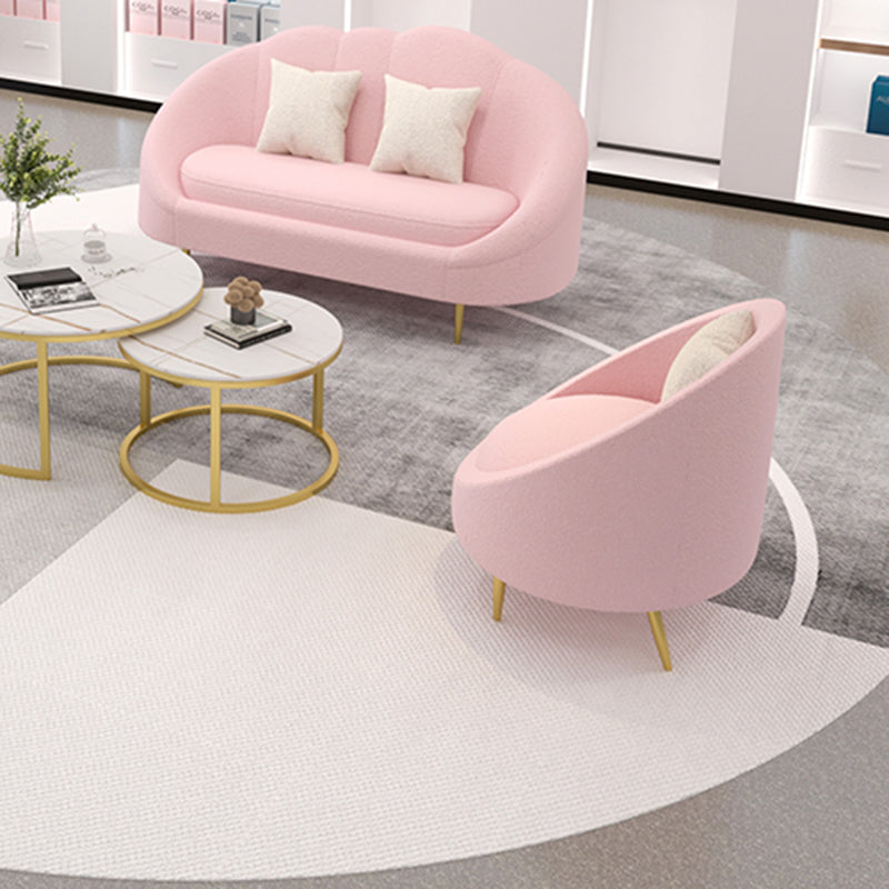 Canapé canapé incurvé contemporain en velours canapé de bras en pente pour le salon