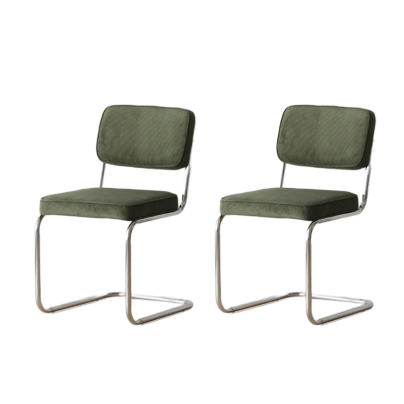 16.54 "広いスカンジナビアスタイルのシングルソファチェア固定されたバックされた腕のない椅子