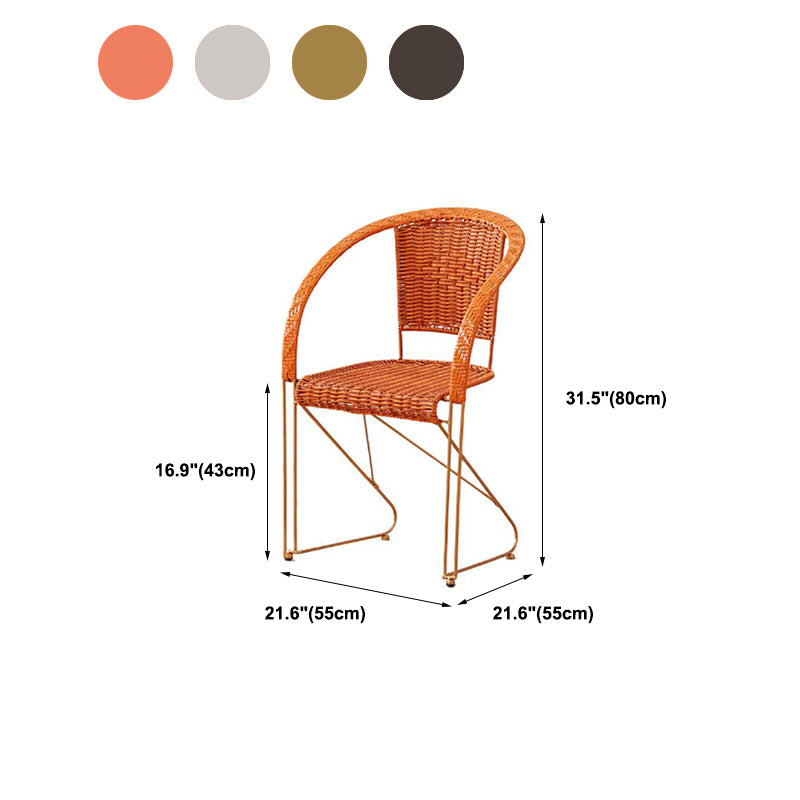 Chaise de bras en métal à dos tissé en bois de style moderne du milieu du siècle