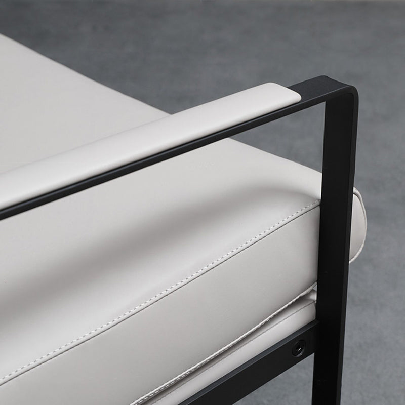 Sedia a braccio di slitta moderna di metà secolo in finta poltrona di accento in pelle per soggiorno