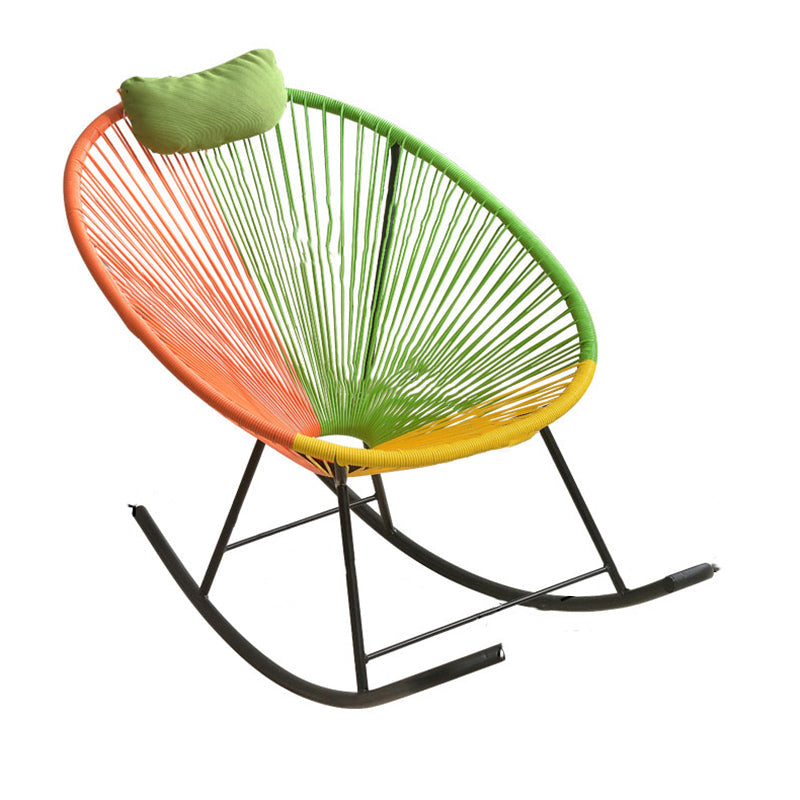 Sedia accento a dondolo contemporaneo in metallo e sedia da bilanciere di vimini 28.3 "x 43.3" x 35.4 "