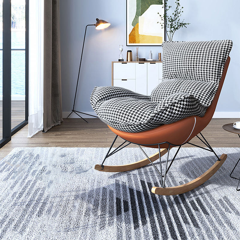 Chaise à bascule contemporaine Chaise de culbuteur en bois massif avec coussin de siège