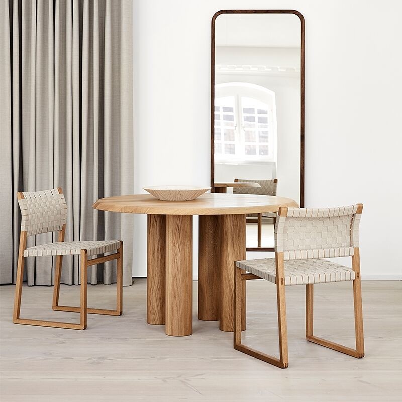 ソリッドウッドダイニングテーブルホーム用モダンラウンドダイニングルームテーブル