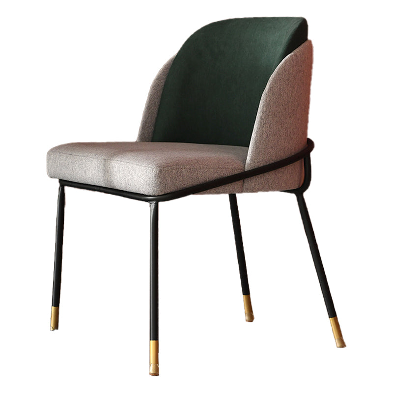 布張りのダイニングチェア北欧スタイルのアームレスソリッドバックチェアのための家