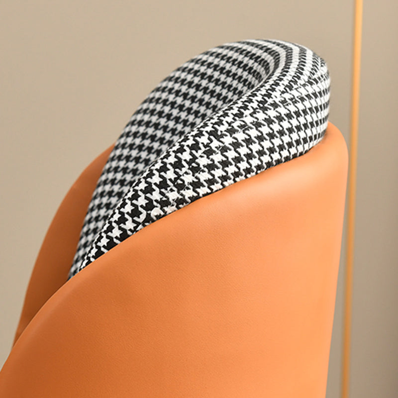 布張りのダイニングチェア北欧スタイルのアームレスソリッドバックチェアのための家