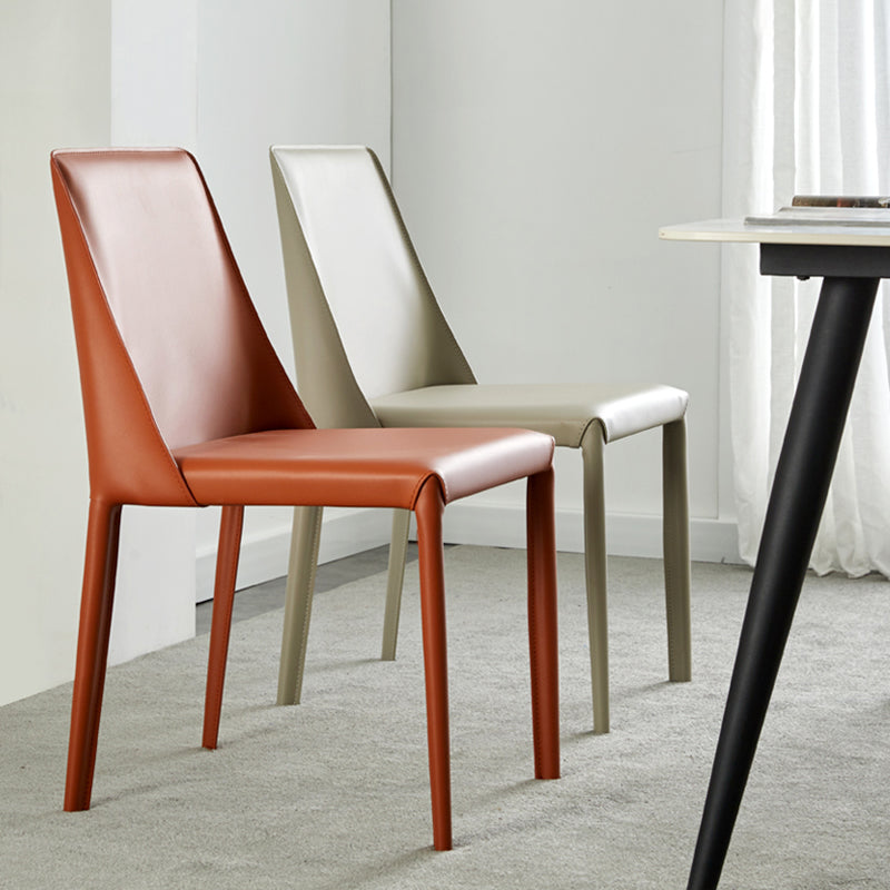Eigentijdse lederen armloze eetkamerstoel Metalen eetkamerstoelen voor thuisgebruik
