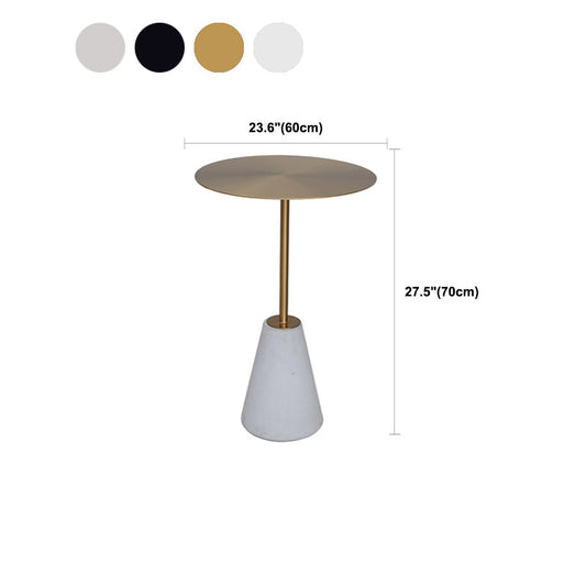 Tavolino mentale moderno di metà secolo.