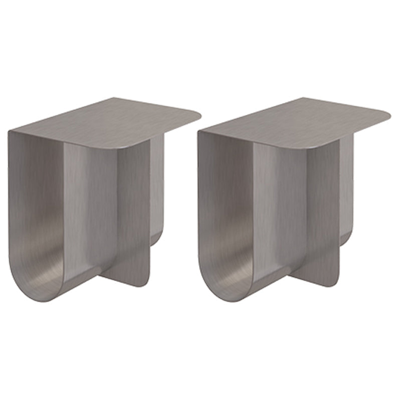 Mesa de metal rectangular de estilo moderno de mediados de siglo con mesa lateral base abstracta