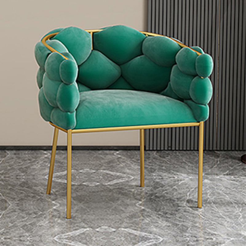 Scandinavische luxe gestoffeerde armloze eetkamerstoelen stoere rugstoel